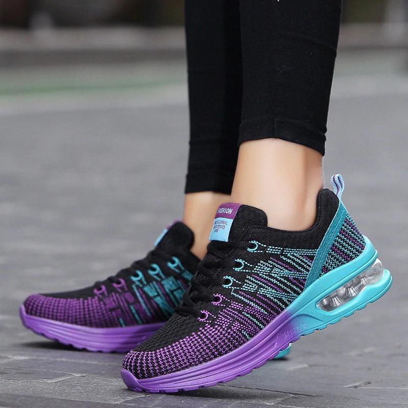 Clark Fashion Sneakers | Frauenschuhe mit ergonomischem Fußbett