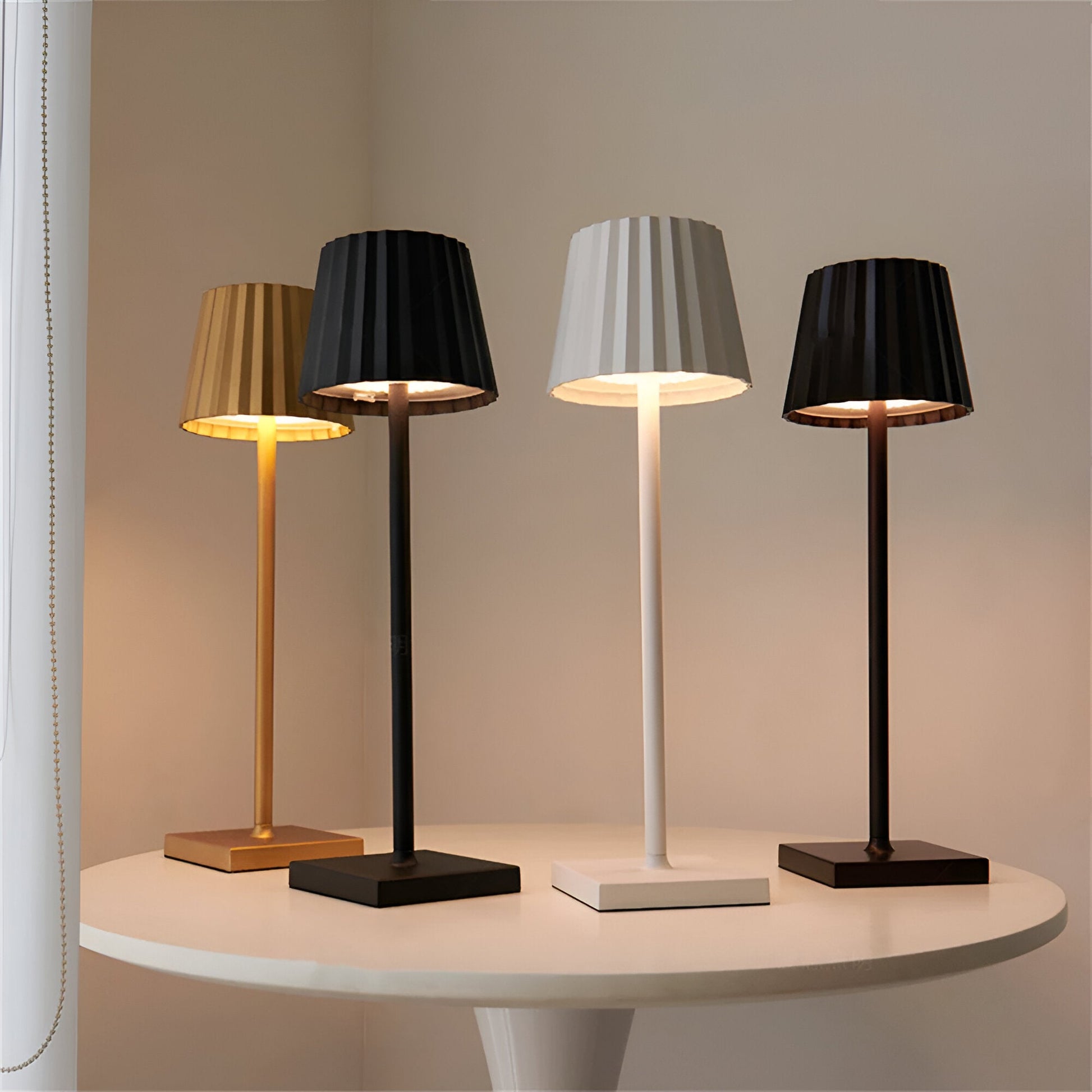 Kaufladen_LuminaTouch - wasserdichte, wiederaufladbare, kabellose, dimmbare LED-Tischlampe | Für drinnen und draußen geeignet | 3000K Warmweiß Licht | Designer + farben