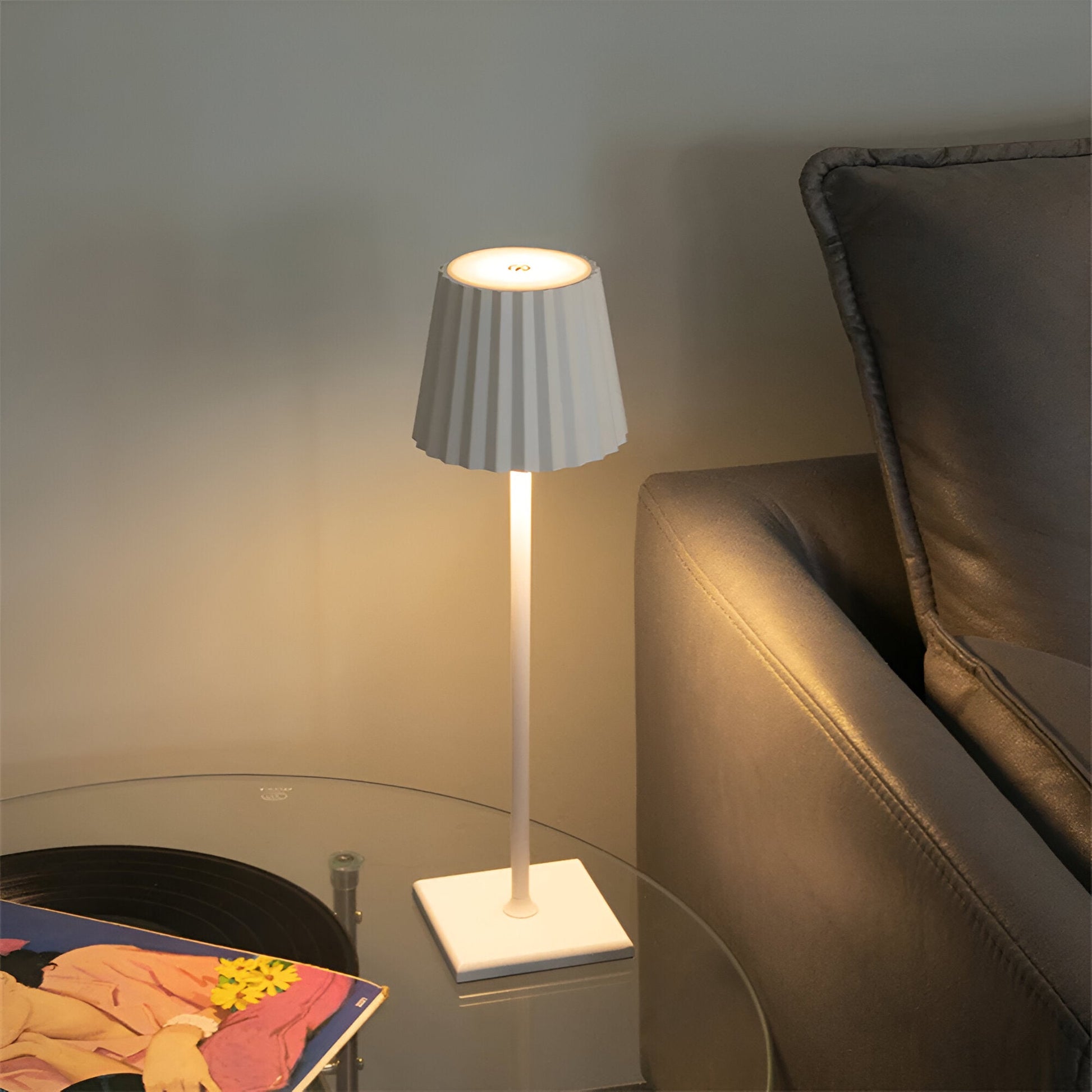 Kaufladen_LuminaTouch - wasserdichte, wiederaufladbare, kabellose, dimmbare LED-Tischlampe | Für drinnen und draußen geeignet | 3000K Warmweiß Licht | Designer + weiß 2
