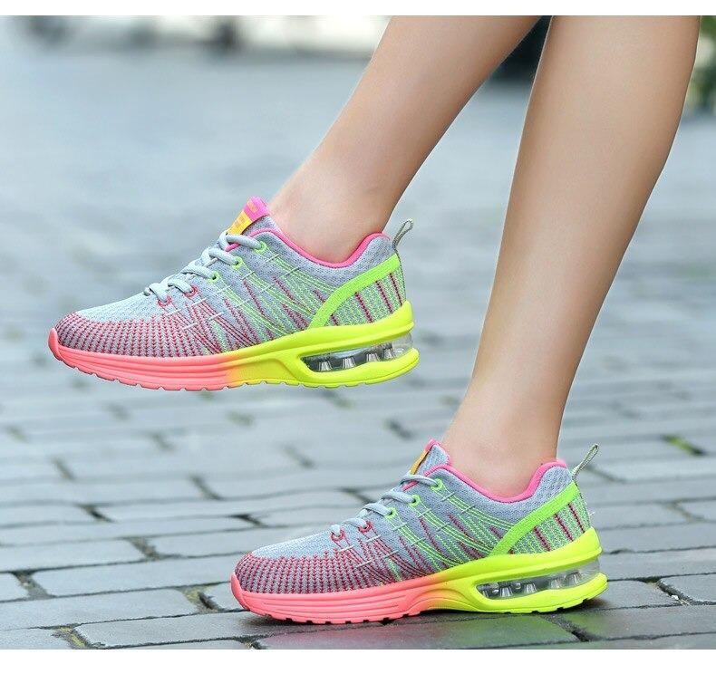 Clark Fashion Sneakers | Frauenschuhe mit ergonomischem Fußbett