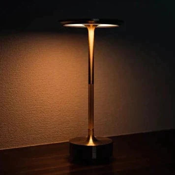 Luxalit I Aufladbare LED Tischlampe | Eleganz und Stil ohne Kabelsalat