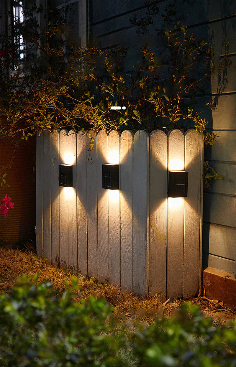 Kabellose LED Solar Wandleuchten Deluxe - Schaffen Sie Die Perfekte Atmosphäre In Ihrem Garten! - (1+1 GRATIS!)