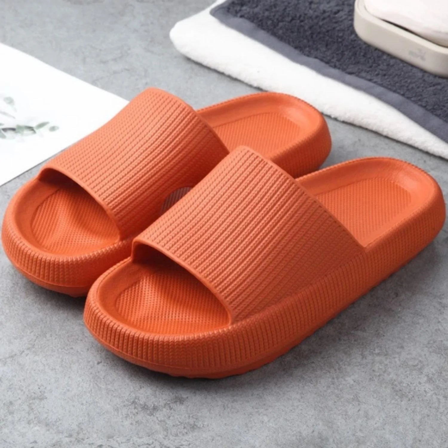 Orthopädische Sandalen / Hausschuhe (extra weich) - Laufen wie auf Wolke 7 - orange testsieger