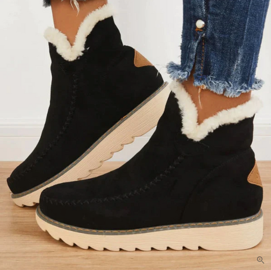 "Maddy" Fellstiefel aus weichem Kunstleder - casual, warm, elastisch_schwarz_lieblingsladen