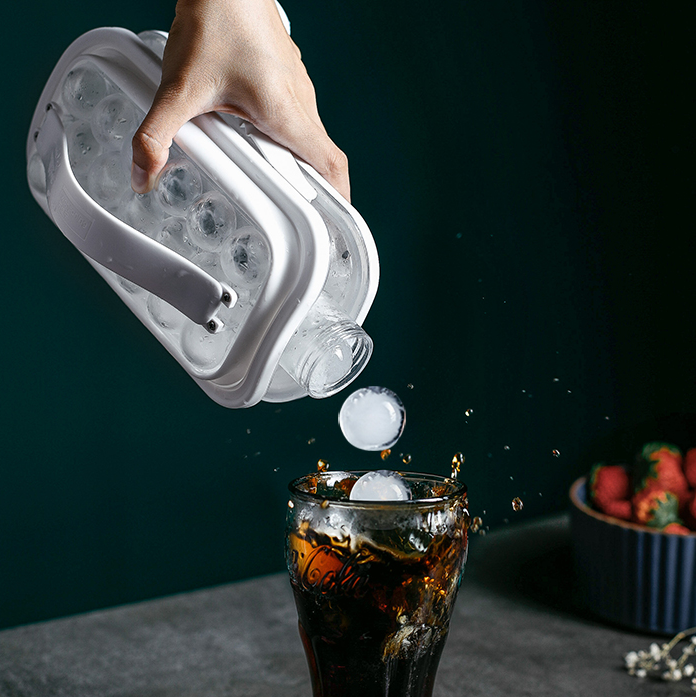 eiswürfelbereiter flasche drinks