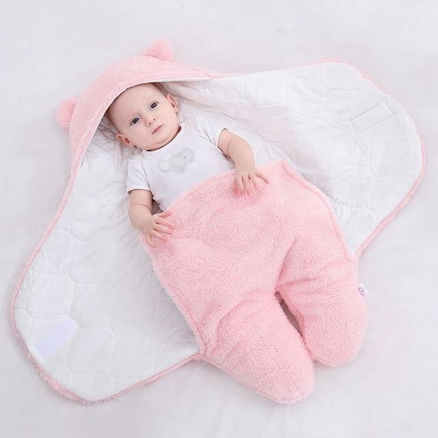 Baby-Einschlagdecke - kuschelige Puckdecke zum Einwickeln