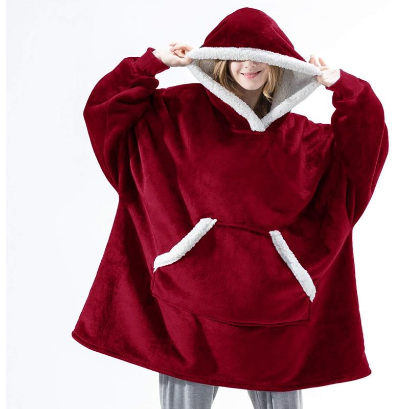DER KUSCHELHOODIE - Warme Kapuzendecke als Pullover in Übergröße