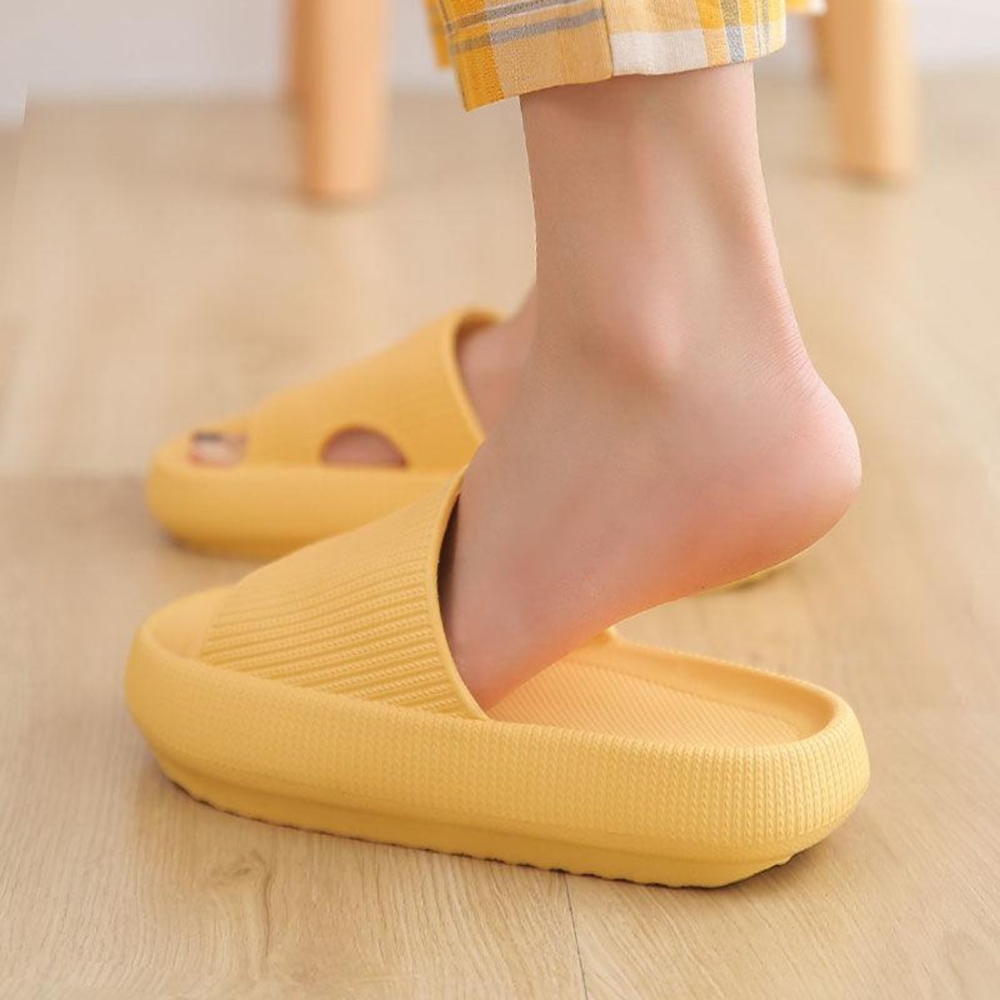 Kaufladen_Orthopädische Sandalen / Hausschuhe (extra weich) - Laufen wie auf Wolke 7 - gelb