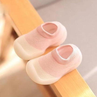 Babyschuhe "Walky" - Kinder Hausschuhe - rutschfeste, leichte, atmungsaktive Lauflernschuhe und Hüttenschuhe